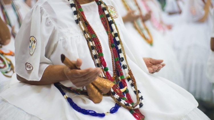 Neopentecostalismo, Dominação e Poder: uma perspectiva racial das religiões afro