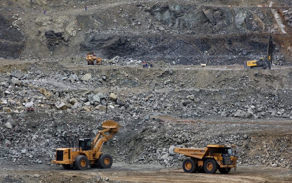 A cova aberta do Brasil: a pilhagem dos minerais estratégicos no PL 2780/2024