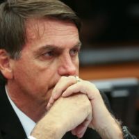 Julgamento de Bolsonaro avança, mas Congresso ainda tenta abrir caminho para anistia