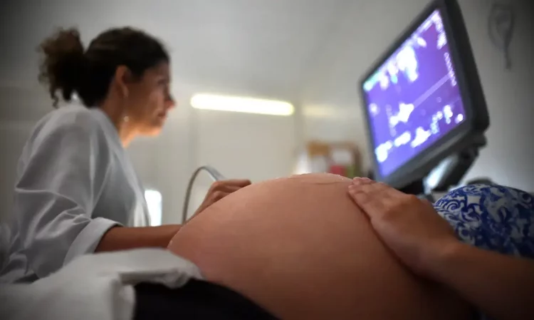Senado aprova projeto que cria Semana de Conscientização sobre Direitos das Gestantes