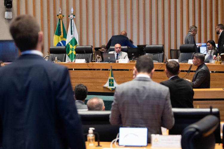 Oposição no DF pede revogação do ‘Dia em Memória às Vítimas do Comunismo’