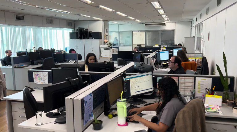 Reforma Administrativa: mais um passo para a precarização do trabalho 