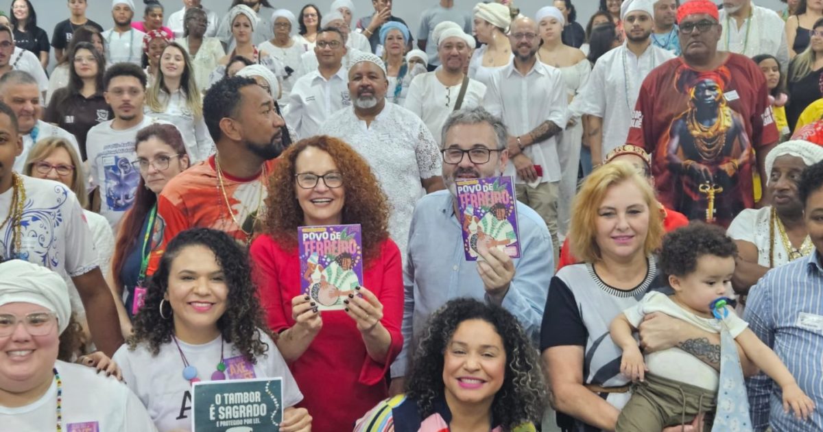 Cartilha do Povo de Terreiro: educação, memória e resistência contra o racismo religioso