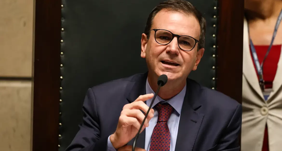 Eduardo Paes assume (novamente) o que sempre foi